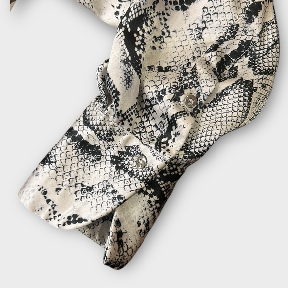 Zara Snake Print Oversized Button Down Top Size Small - Picture 9 of 10